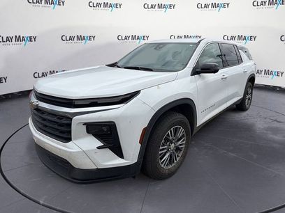Used 2024 Chevrolet Traverse LS