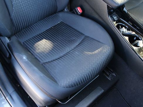 Used 2017 Toyota Prius Three w/ Carpet Mat Package FWD image 12