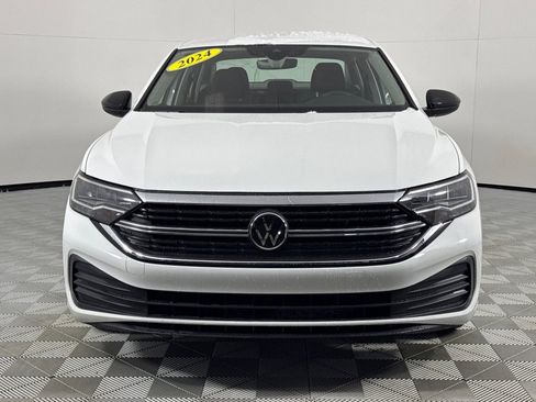 Used 2024 Volkswagen Jetta S image 11