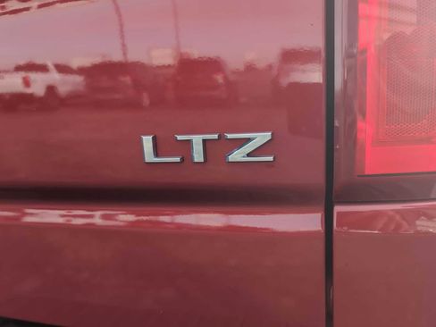Used 2019 Chevrolet Silverado 1500 LTZ w/ LTZ Premium Package image 33