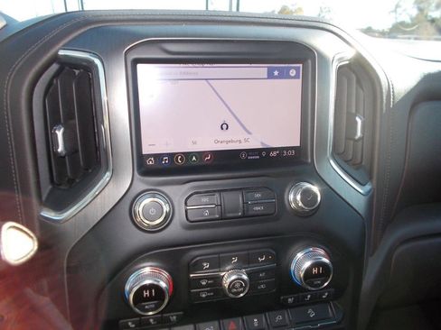 Used 2021 GMC Sierra 2500 Denali w/ Denali Ultimate Package image 23