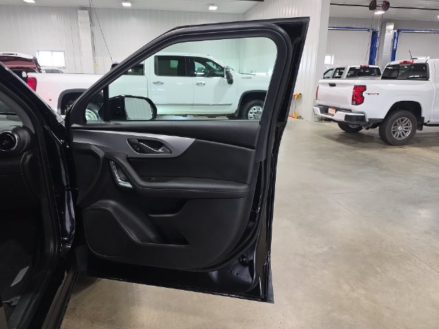 Used 2023 Chevrolet Blazer LT w/ Convenience Package AWD/4WD image 31