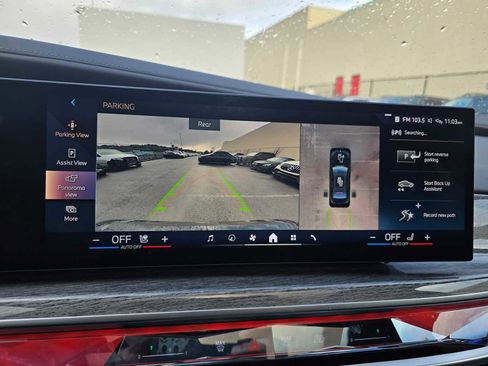 Used 2024 BMW 740i image 30