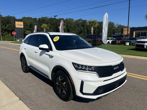 Used 2023 Kia Sorento EX FWD image 1