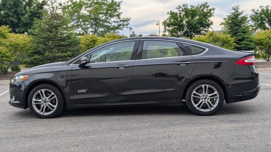 Used 2015 Ford Fusion Energi Titanium w/ Driver Assist Package FWD image 8