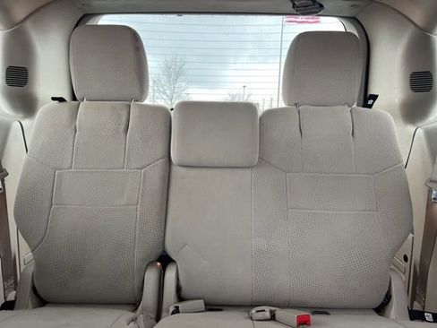 Used 2012 Dodge Grand Caravan SE image 23