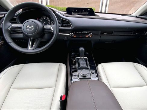 Certified 2025 MAZDA CX-30 AWD 2.5 S w/ Premium Package image 16