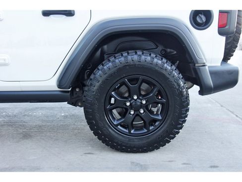 Used 2020 Jeep Wrangler Unlimited Sport image 31