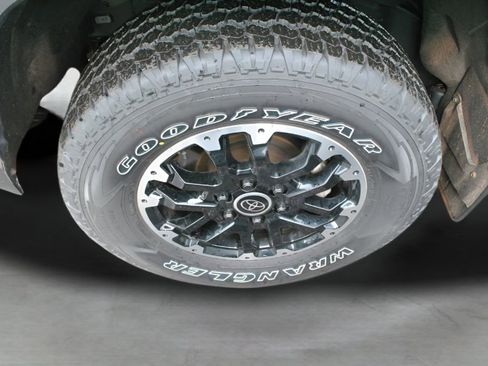 Used 2024 Toyota Tundra SR5 w/ TRD Off-Road Package AWD/4WD image 28