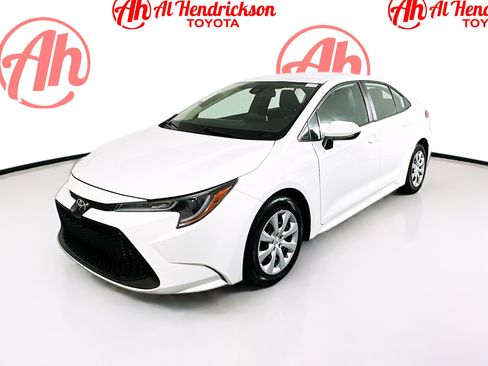 Used 2021 Toyota Corolla LE FWD image 7