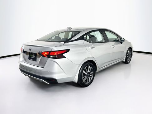 Used 2025 Nissan Versa SV w/ Trunk Package FWD image 9