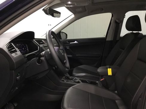 Used 2021 Volkswagen Tiguan SEL image 4