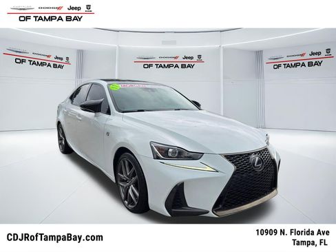 Used 2017 Lexus IS 200t RWD image 1