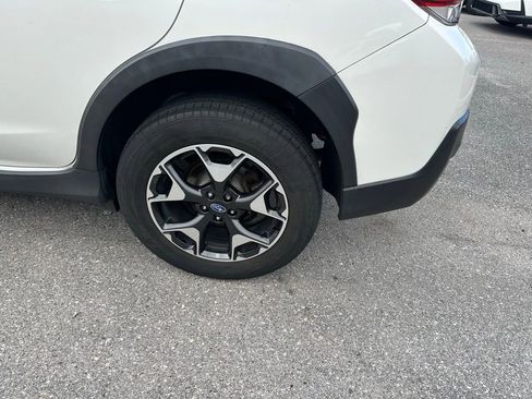 Used 2019 Subaru Crosstrek 2.0i image 8