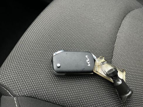 Used 2024 Kia Forte LXS image 20
