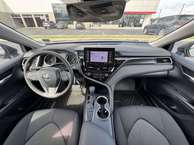 Used 2023 Toyota Camry LE FWD image 18