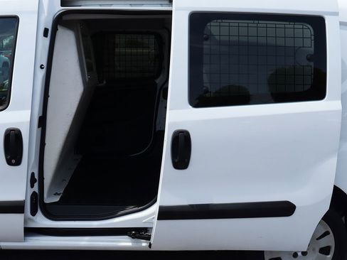 Used 2019 RAM ProMaster City Tradesman SLT image 31