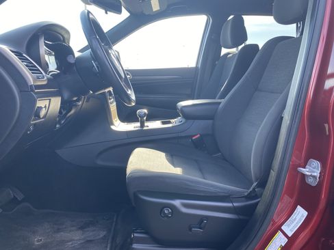 Used 2014 Jeep Grand Cherokee Laredo w/ Quick Order Package 23E image 5