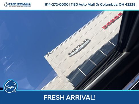 Used 2015 Dodge Challenger R/T Plus image 24