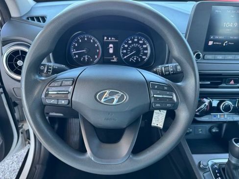 Used 2023 Hyundai Kona SE FWD image 12
