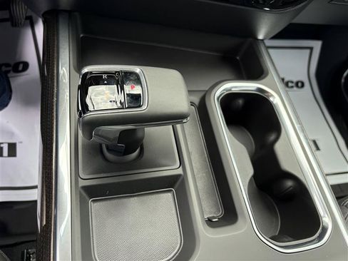 New 2026 Chevrolet Silverado 1500 RST w/ Redline Edition AWD/4WD image 16