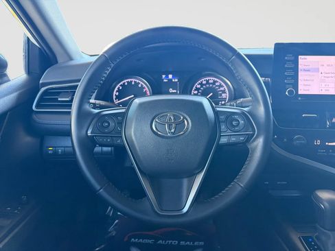 Used 2022 Toyota Camry SE w/ Convenience Package FWD image 27