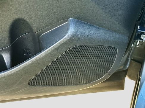 Used 2024 Toyota Corolla Cross LE FWD image 18