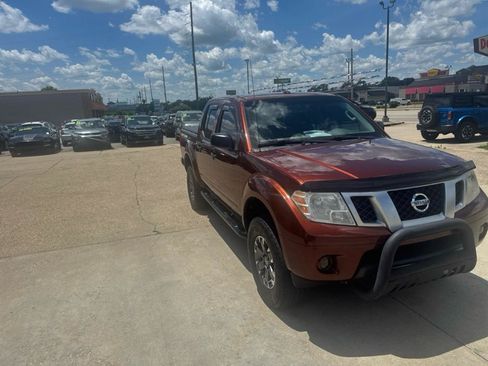 Used 2016 Nissan Frontier Desert Runner RWD image 4