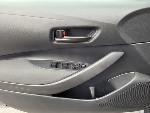 Used 2024 Toyota Corolla LE FWD image 18