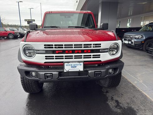 New 2026 Ford Bronco Heritage Edition image 9