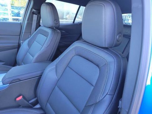 New 2026 Chevrolet Equinox EV LT image 18