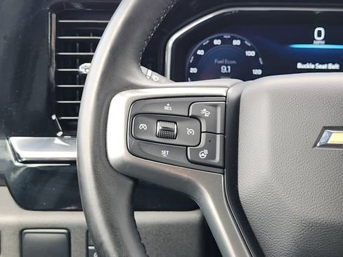 Used 2025 Chevrolet Silverado 1500 LT RWD image 28
