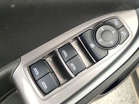 Used 2024 Chevrolet Malibu LT FWD image 23