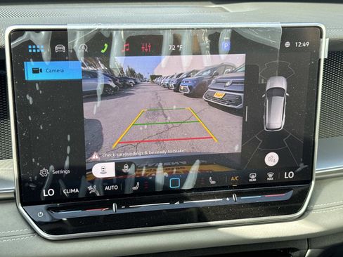 New 2026 Volkswagen Tiguan SE image 26