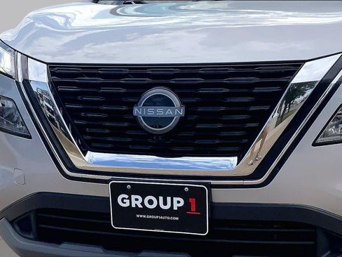 Used 2023 Nissan Rogue SV AWD/4WD image 30