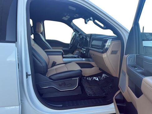 Used 2024 Ford F250 Lariat w/ Sport Appearance Package AWD/4WD image 7