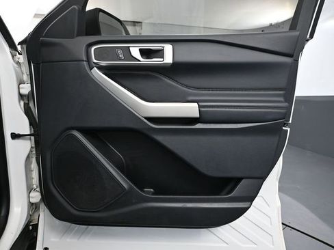 Used 2020 Ford Explorer XLT w/ Equipment Group 202A image 49