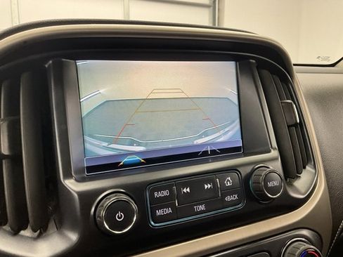 Used 2018 GMC Canyon Denali image 5