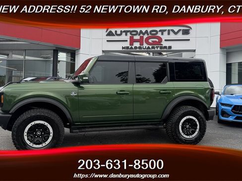 Used 2024 Ford Bronco Outer Banks w/ Sasquatch Package AWD/4WD image 2