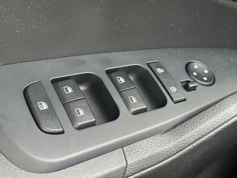 Used 2023 Kia Sportage LX AWD/4WD image 17