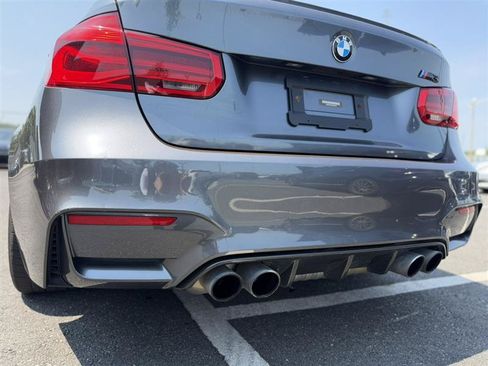 Used 2017 BMW M3 RWD image 7