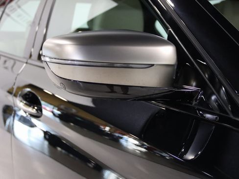 Used 2018 BMW M550i xDrive image 73