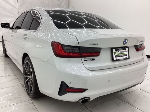 Used 2021 BMW 330e xDrive w/ Convenience Package AWD/4WD image 9
