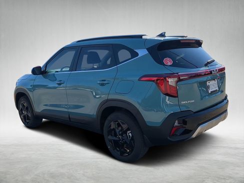 New 2026 Kia Seltos EX image 5