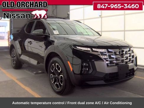 Used 2023 Hyundai Santa Cruz SEL Premium AWD/4WD image 2