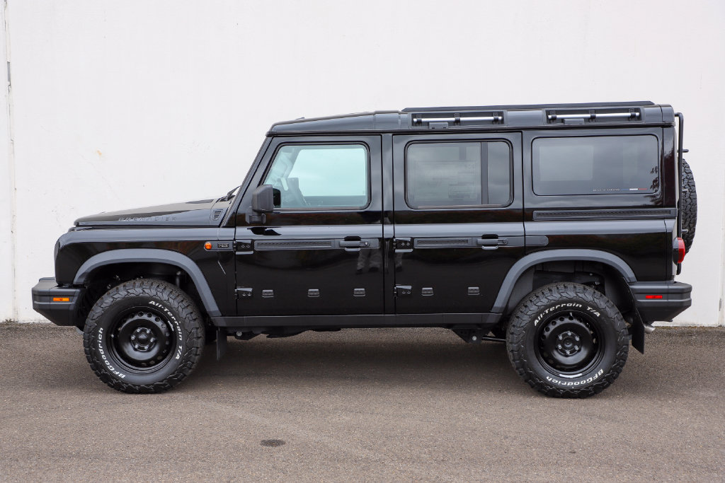 Used 2025 INEOS Grenadier Station Wagon AWD/4WD image 11
