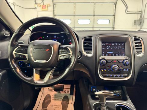 Used 2020 Dodge Durango SXT RWD image 17