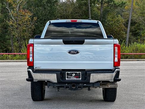 Used 2024 Ford F250 XLT image 7