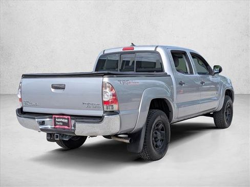 Used 2014 Toyota Tacoma PreRunner w/ SR5 Package RWD image 5