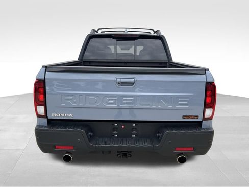 Used 2024 Honda Ridgeline TrailSport image 7